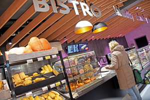 BISTRO_sezemice_regály od JPL SKYWANDER